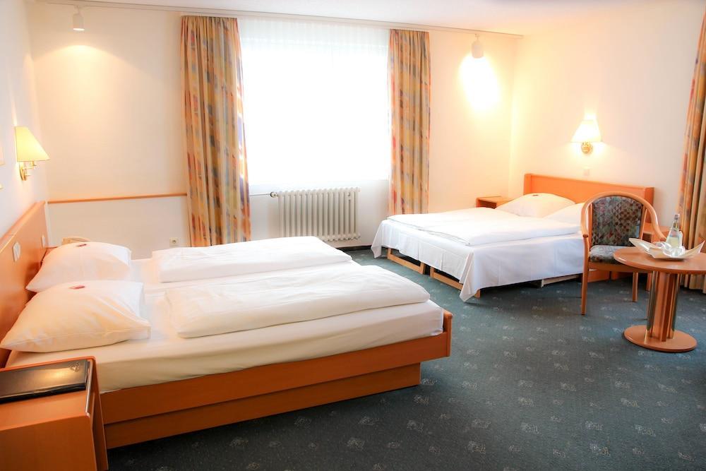 Hotel Bitburg Ngoại thất bức ảnh